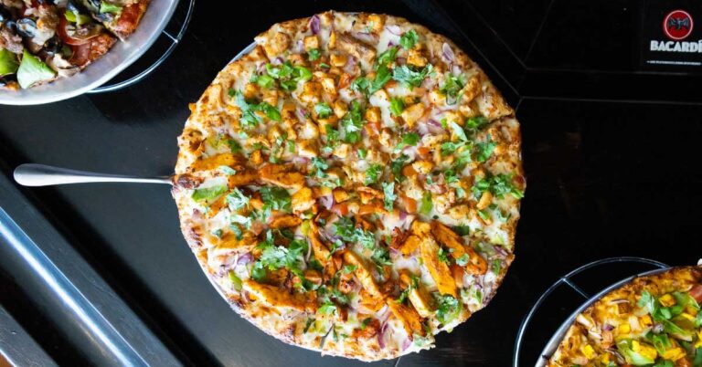curry pizza house 768x402